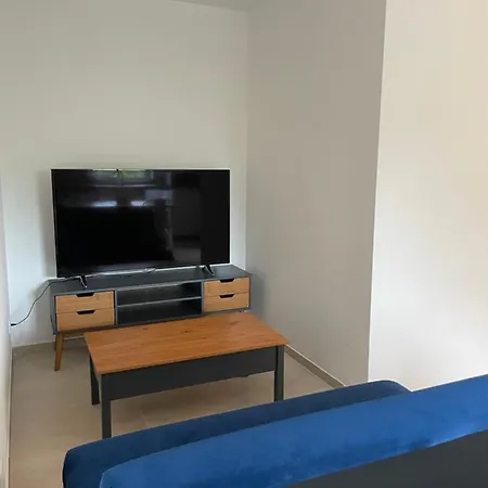 Lumineux T2 Avec Terrasse Et Jardin *