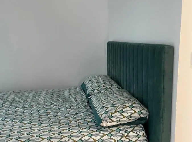 Apartmán Lumineux T2 Avec Terrasse Et Jardin Calvi (Corsica)