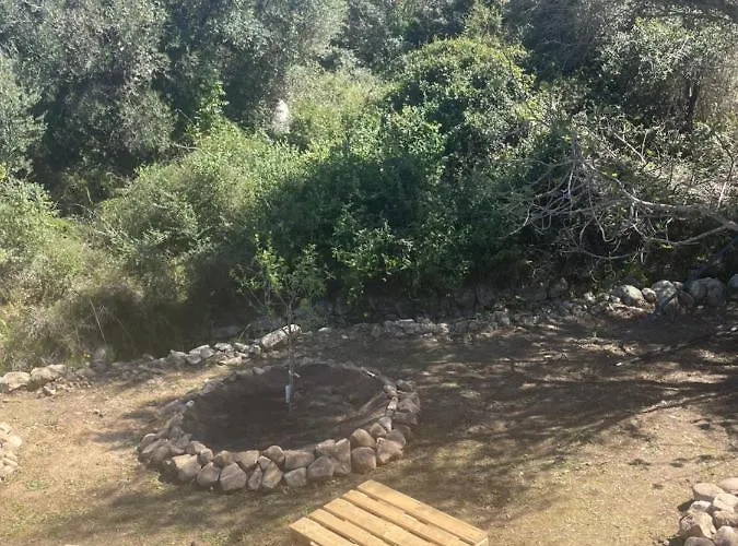 Apartment Lumineux T2 Avec Terrasse Et Jardin Calvi (Corsica)